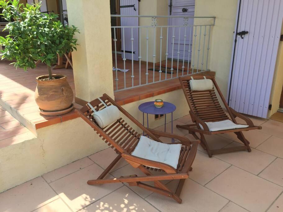 Au Pied Du Massif Des Costes Villa Pelissanne Luaran gambar